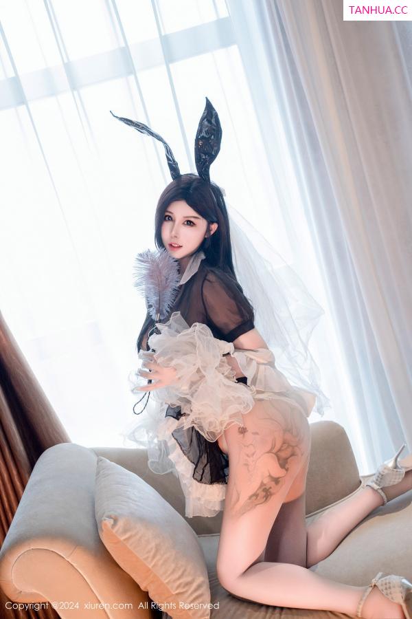   [XiuRen]高清写真图 2024.08.14 No.9010 陈芊儿 丝袜美臀第36张图片